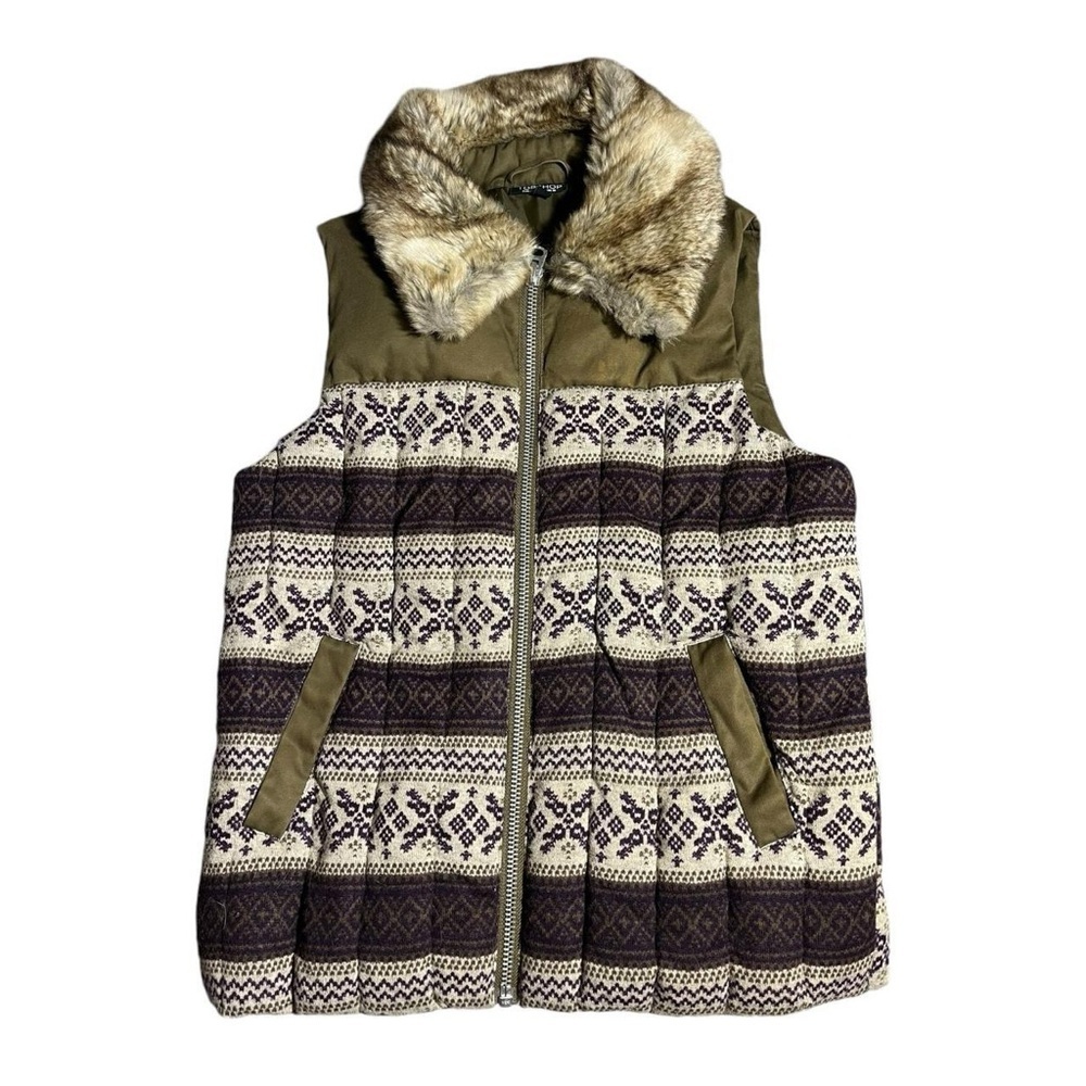 Brown and tan vest with faux fur collar - perfect for a grunge or indie